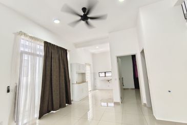  2 Storey Regent Garden, Eco Grandeur, Bandar Puncak Alam ( TYPE B )