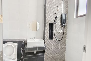  2 Storey Regent Garden, Eco Grandeur, Bandar Puncak Alam ( TYPE B )