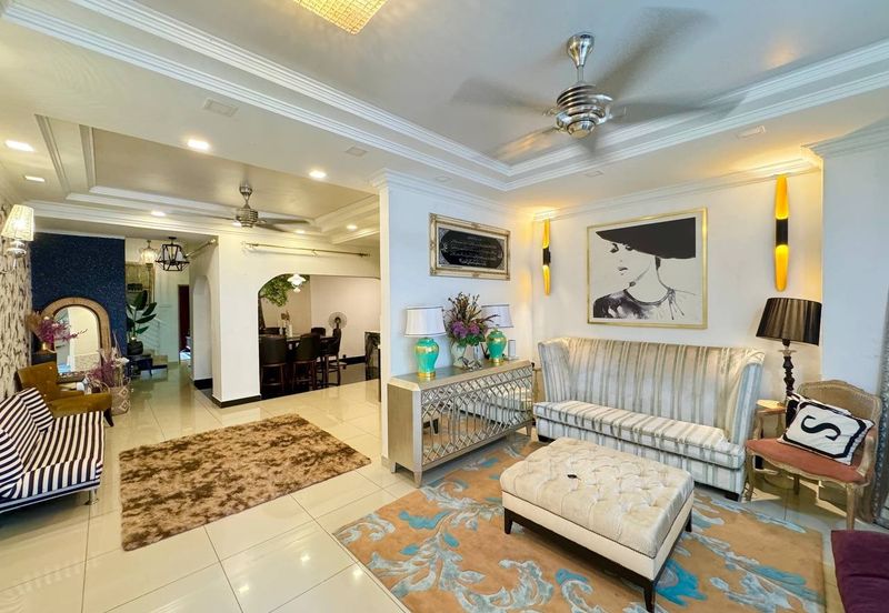 Town House 1.5 Storey Fully Furnished Jalan Kelip-Kelip Desa Tropika Shah Alam 