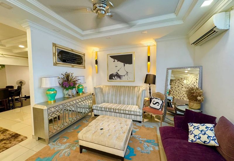 Town House 1.5 Storey Fully Furnished Jalan Kelip-Kelip Desa Tropika Shah Alam 