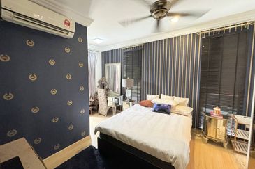 Town House 1.5 Storey Fully Furnished Jalan Kelip-Kelip Desa Tropika Shah Alam 