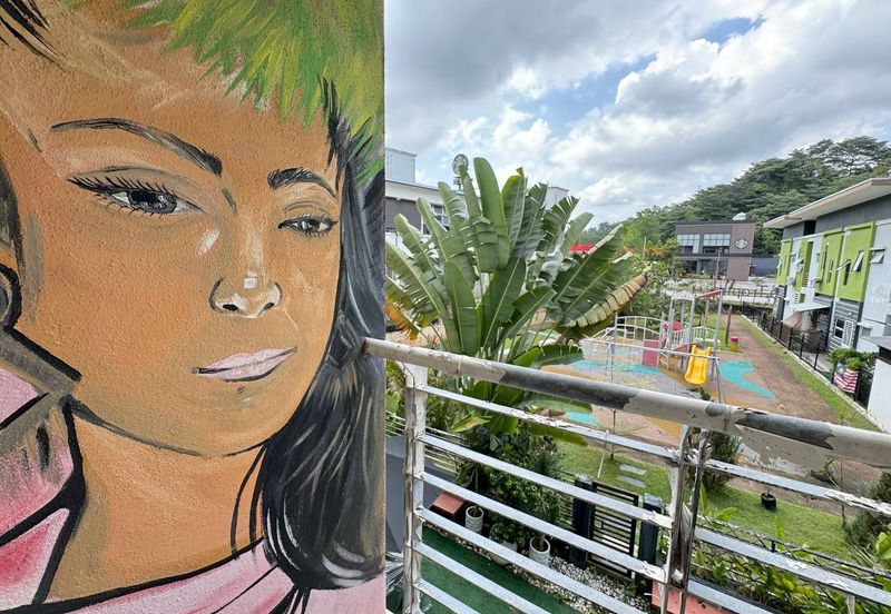 Town House 1.5 Storey Fully Furnished Jalan Kelip-Kelip Desa Tropika Shah Alam 