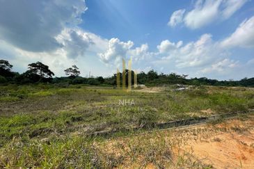 Tanah lot banglo 4503 sqft infra ready freehold rizab melayu di jenderam