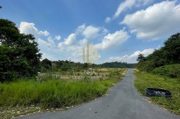 Tanah lot banglo 4503 sqft infra ready freehold rizab melayu di jenderam