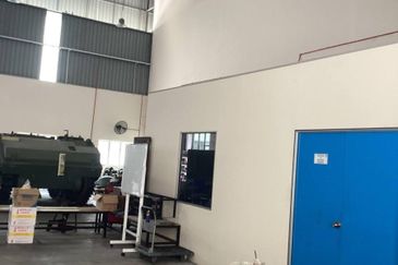 SEMI D FACTORY FOR SALE AT SEMENYIH