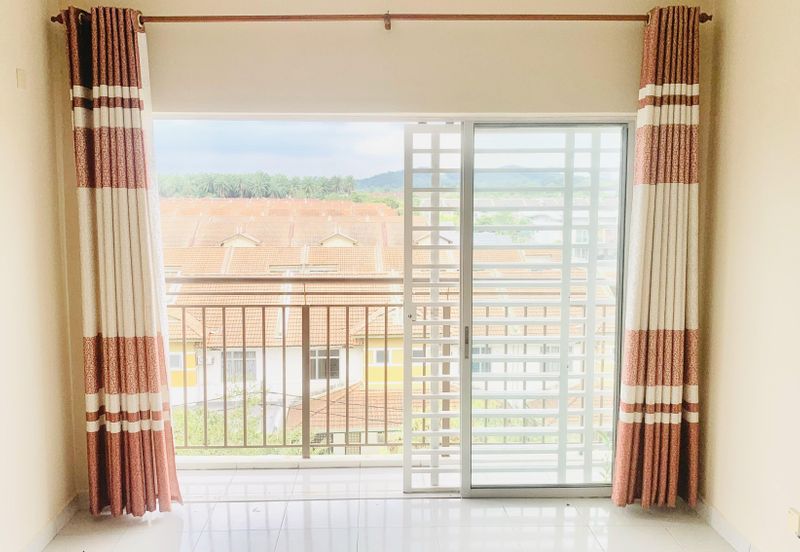 Apartment Suria Bayu .