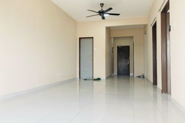 Apartment Suria Bayu .