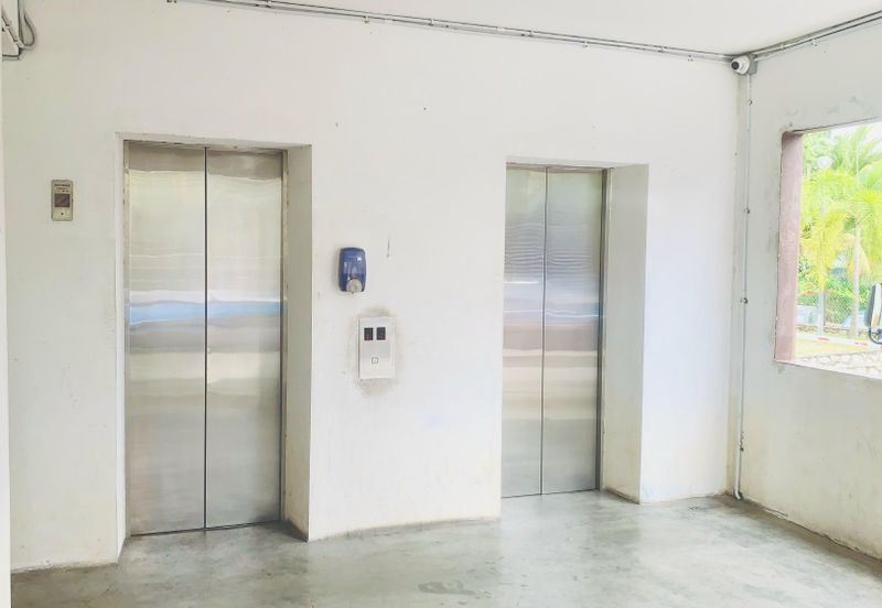 Apartment Suria Bayu .