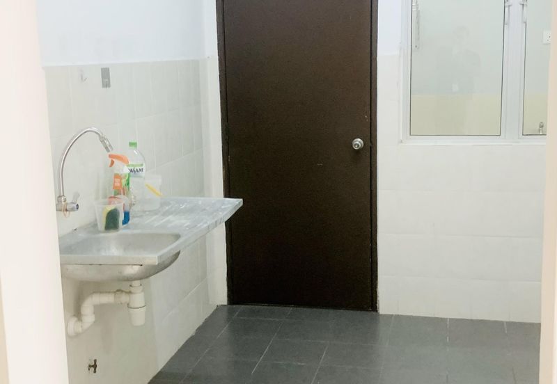 Apartment Suria Bayu .