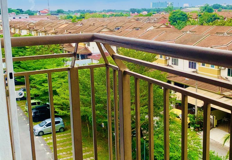 Apartment Suria Bayu .