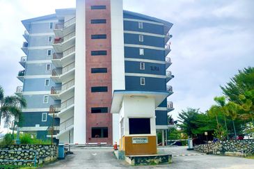 Apartment Suria Bayu .
