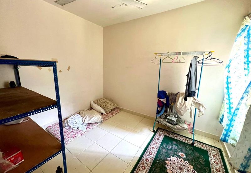 Villa Park Condominium