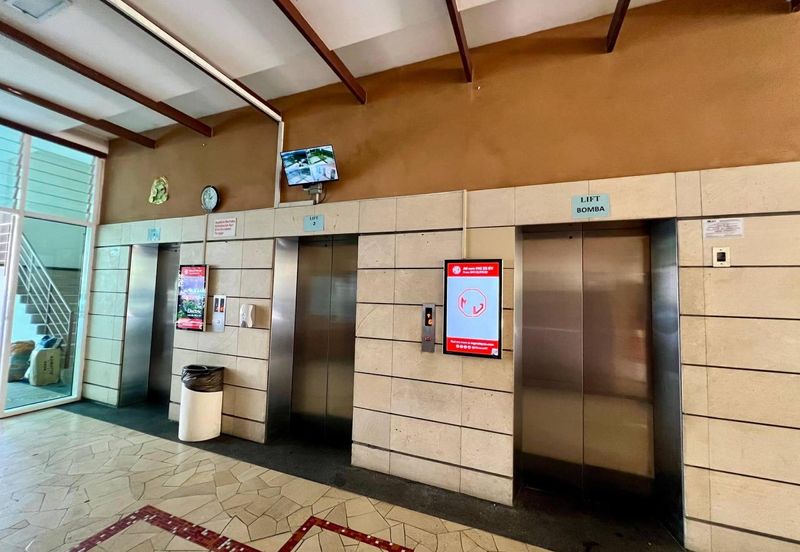 Villa Park Condominium