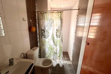 Villa Park Condominium