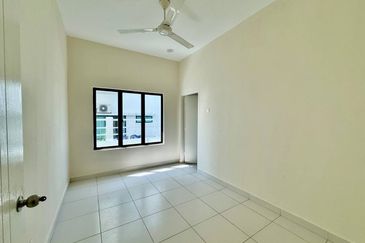 Kampung Sungai Ramal Luar