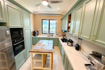 Isle of Botanica, Setia Eco Glades