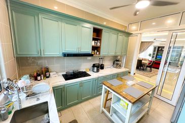 Isle of Botanica, Setia Eco Glades