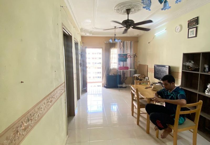 [FULLY RENOVATED] Pangsapuri Bandar Tasik Selatan 