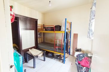 Pangsapuri Jati Selatan