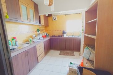 Pangsapuri Jati Selatan