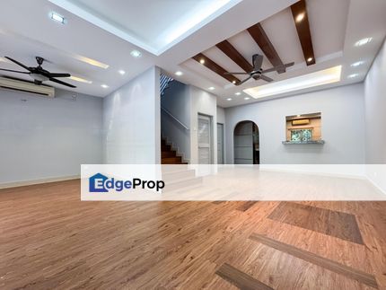 24x70 Nice Renovated Unit Double Storey Taman Tasik Prima Puchong , Selangor, Puchong
