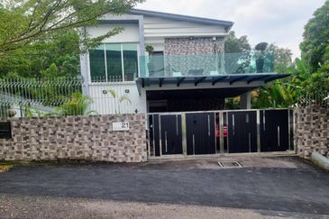 Exclusive Double Storey Banglow with Solar , Bandar Sungai Long / Mahkota Cheras 