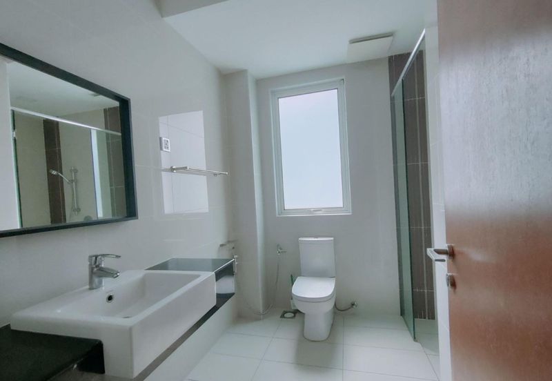 Exclusive Three Storey Bungalow Bandar Sungai Long Cheras 