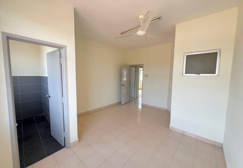 Pusat Bandar Putra Permai