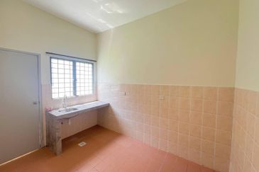 Pusat Bandar Putra Permai