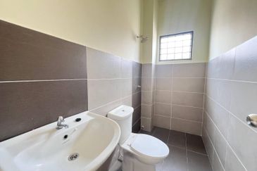 Pusat Bandar Putra Permai