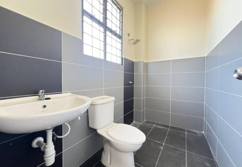 Pusat Bandar Putra Permai