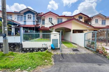 Pusat Bandar Putra Permai