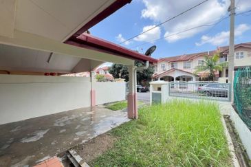 Pusat Bandar Putra Permai