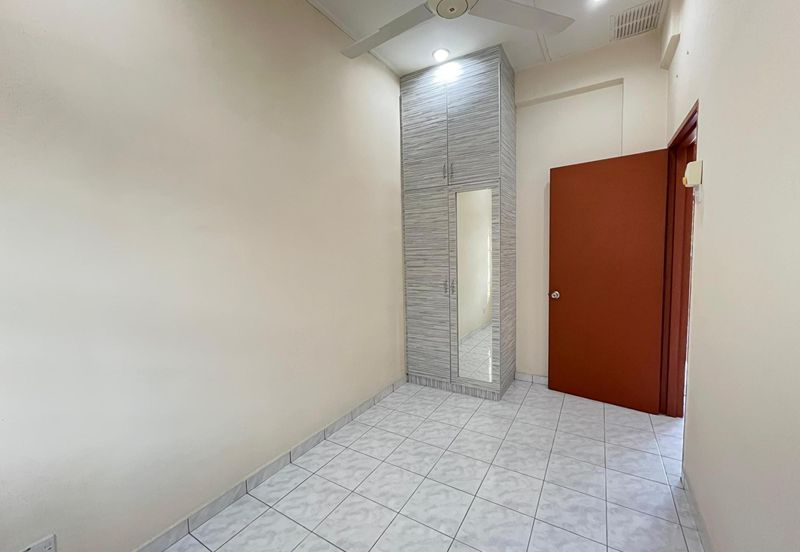 Jalan SP 4 @ Bandar Saujana Putra