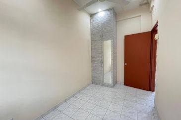 Jalan SP 4 @ Bandar Saujana Putra