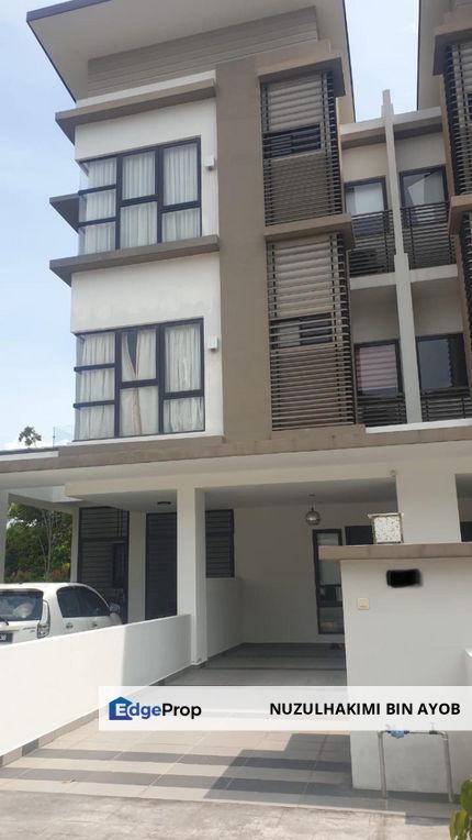 Fully Furnished 2 Storey End Lot At Ndira , Sierra 16 Puchong, Selangor, Puchong