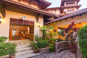 House of Tropics Luxury Villa Fully Furnished at Pengkalan Chepa, Kota Bharu Kelantan