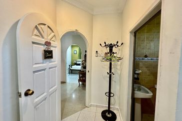 Rumah Banglo 1 1/2 Tingkat di Alor setar 