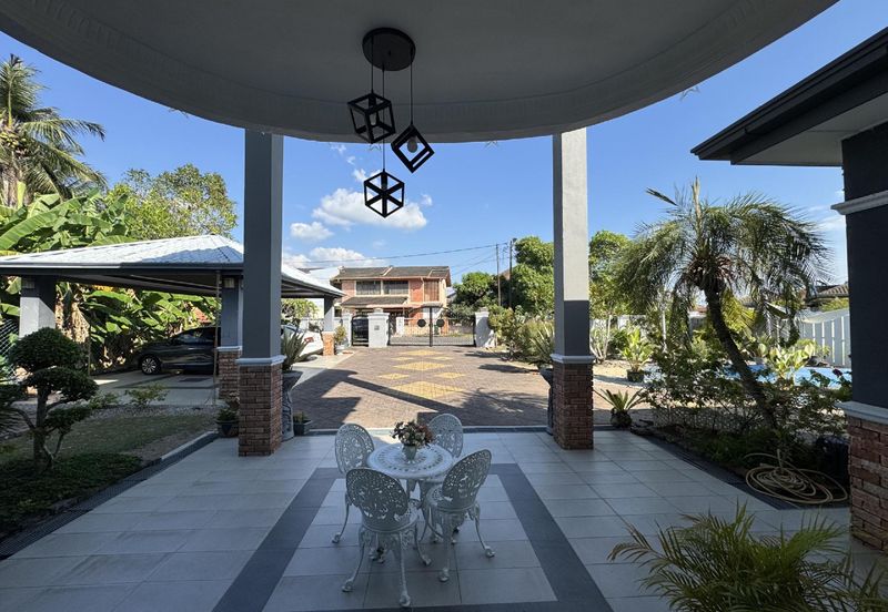 Rumah Banglo 1 1/2 Tingkat di Alor setar 