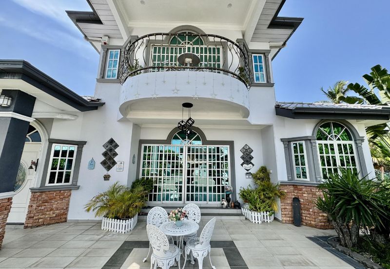 Rumah Banglo 1 1/2 Tingkat di Alor setar 