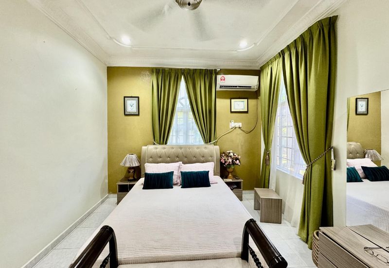 Rumah Banglo 1 1/2 Tingkat di Alor setar 