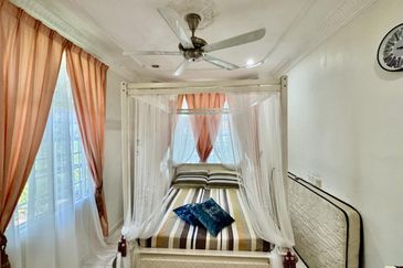 Rumah Banglo 1 1/2 Tingkat di Alor setar 