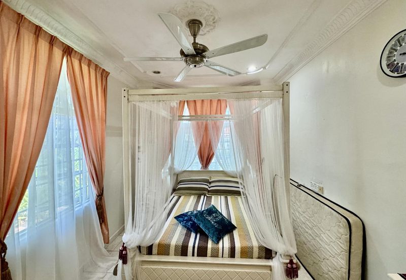 Rumah Banglo 1 1/2 Tingkat di Alor setar 