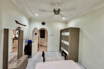 Rumah Banglo 1 1/2 Tingkat di Alor setar 