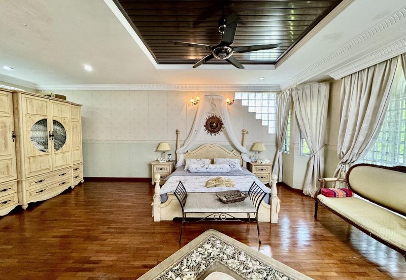 Rumah Banglo 1 1/2 Tingkat di Alor setar 