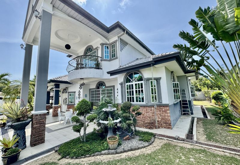 Rumah Banglo 1 1/2 Tingkat di Alor setar 