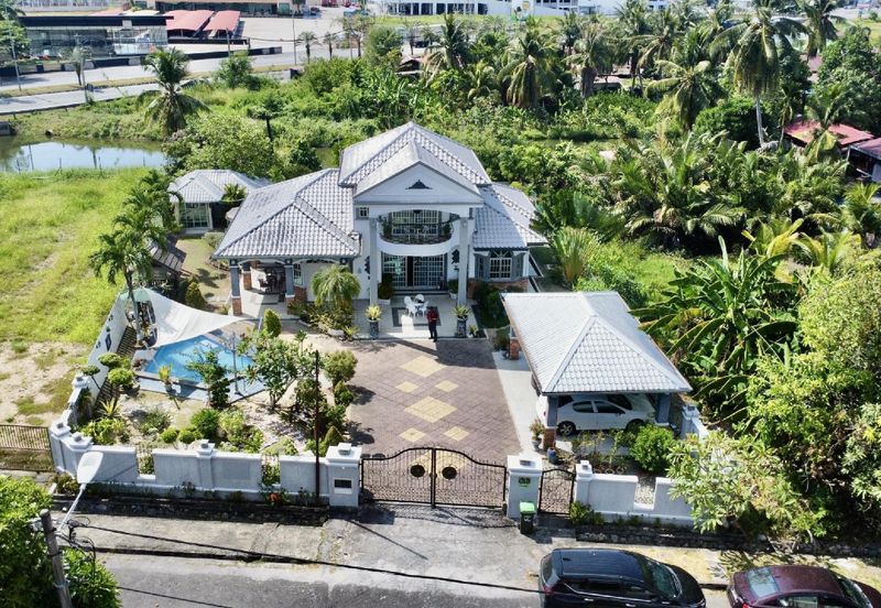 Rumah Banglo 1 1/2 Tingkat di Alor setar 