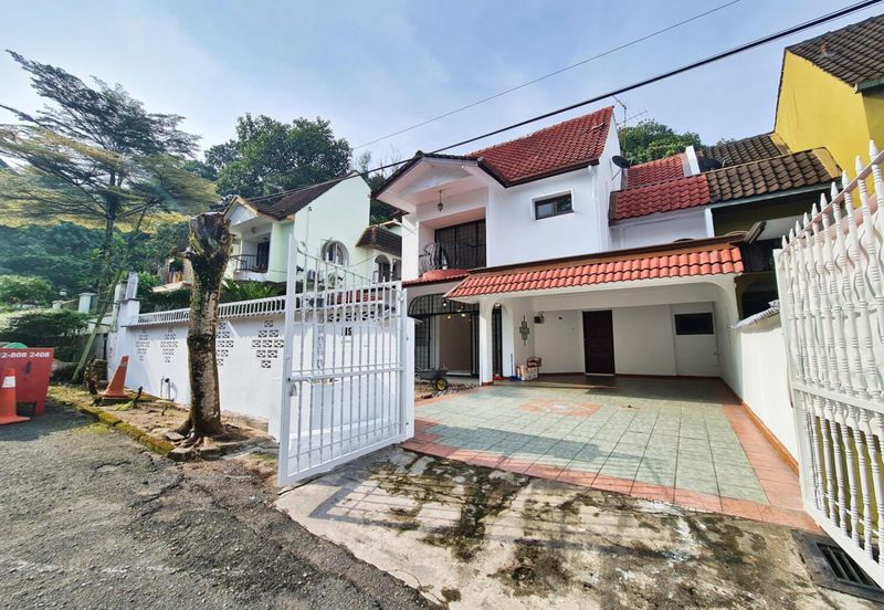 Newly Refurbish 2 Storey Semi Detached House at Taman Pinggiran Ukay