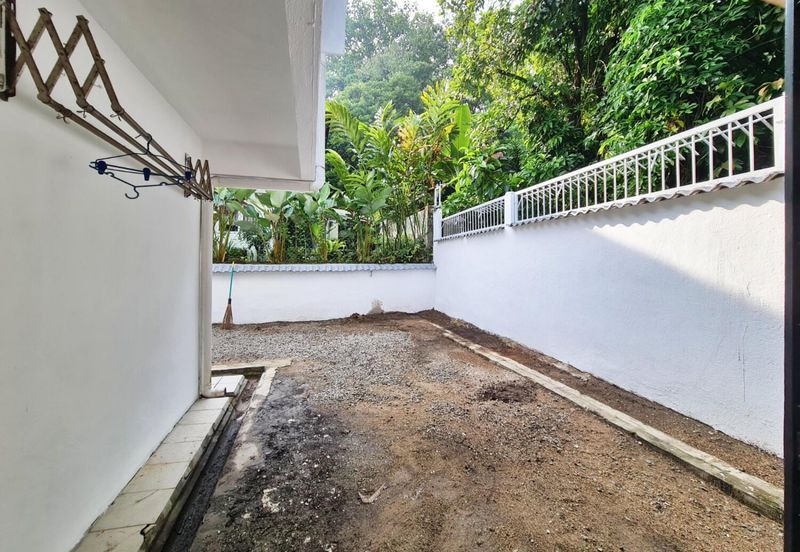Newly Refurbish 2 Storey Semi Detached House at Taman Pinggiran Ukay