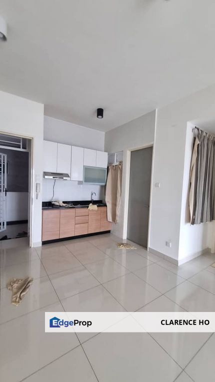 Skysuites Meldrum Hills,For Sale 1 Bedroom & Partially Furnish, Johor, Johor Bahru